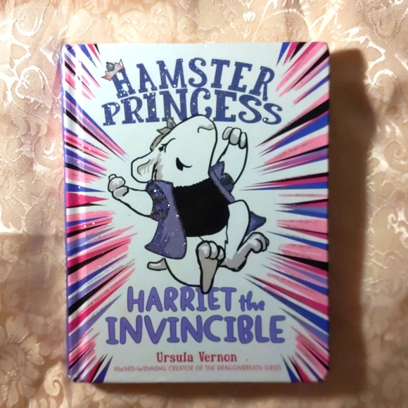 Hamster Princess: Harriet the Invincible by Ursula Vernon Hardback - Picture 1 of 4